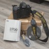 D700