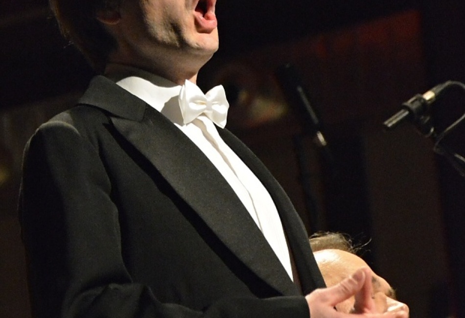 Countertenor JAN MIKUŠEK
