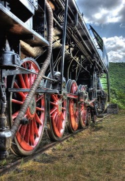 Art HDR lze uplatnit i na mašinky (místo focení: Nedvědice)