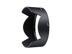 Sluneční clona Nikon HB-32 (součást balení)